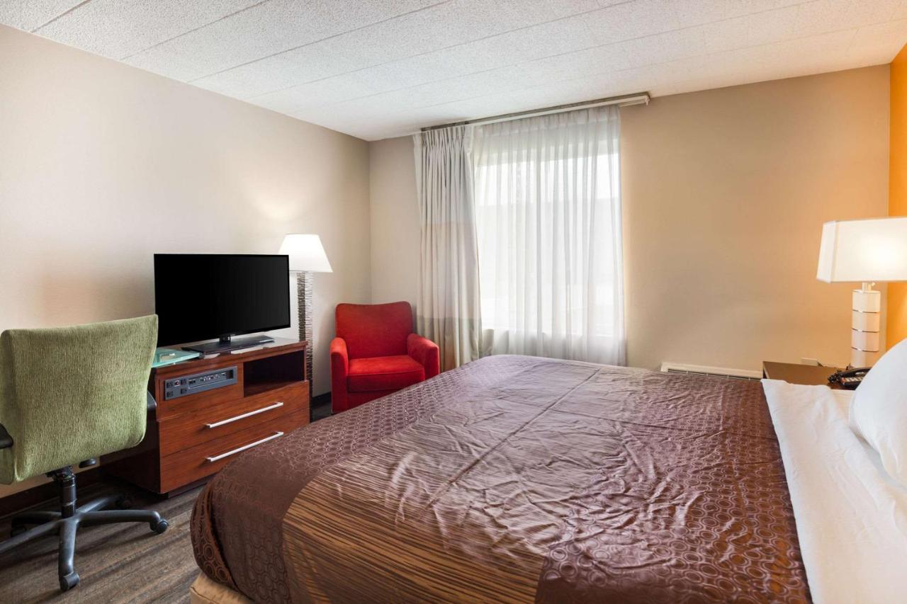 Fairmount Inn & Suites - Stroudsburg, Poconos Delaware Water Gap Luaran gambar