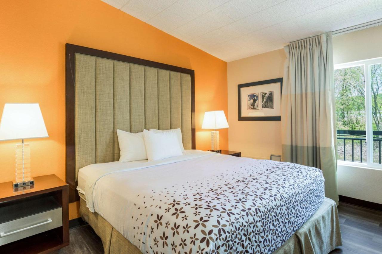 Fairmount Inn & Suites - Stroudsburg, Poconos Delaware Water Gap Luaran gambar