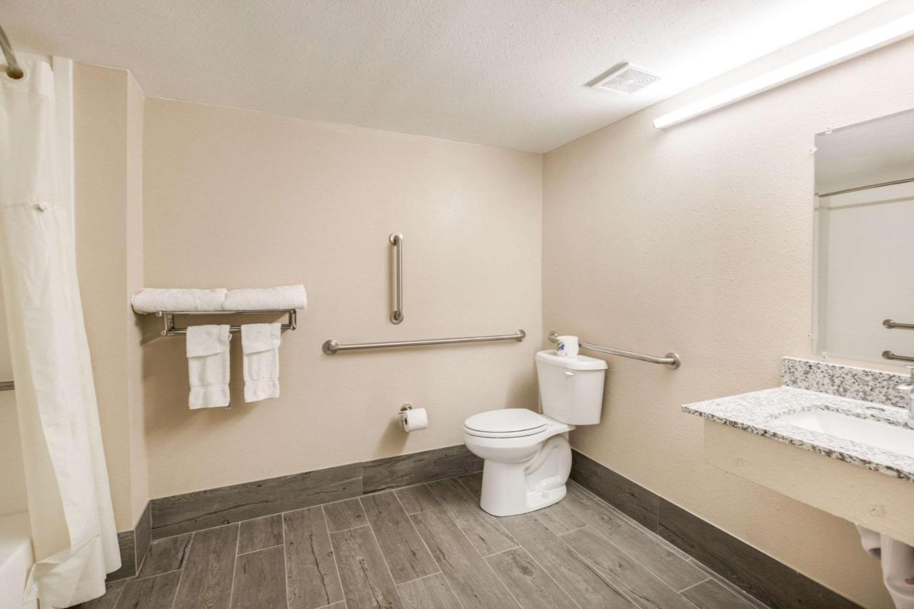 Fairmount Inn & Suites - Stroudsburg, Poconos Delaware Water Gap Luaran gambar